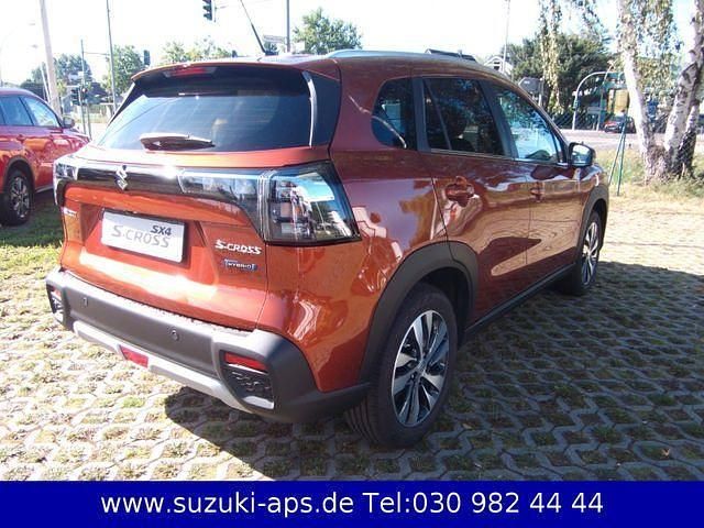 Gebraucht Suzuki SX4 102 PS (75 kW) 2024 SUV