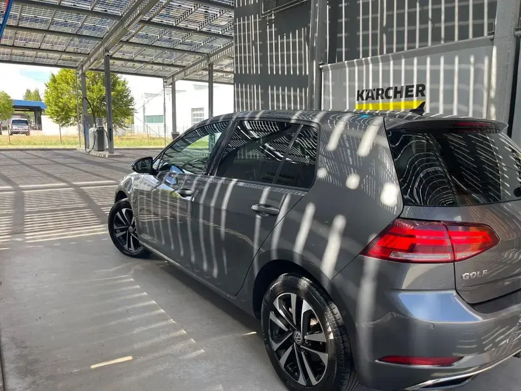 Gebraucht VW Golf VII IQ Drive 116 PS (85 kW) 2019 Grau Limousine