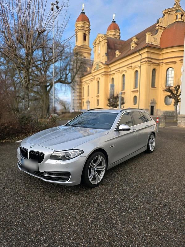 Gebraucht BMW 525 Luxury Line 218 PS (160 kW) 2016 Silber Kombi