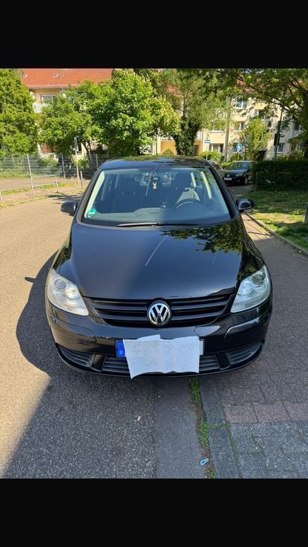 Schwarz Gebraucht 2010 VW Golf Plus Comfortline Van / Kleinbus | 4.400 € (Fairer Preis) - Bild 1/4
