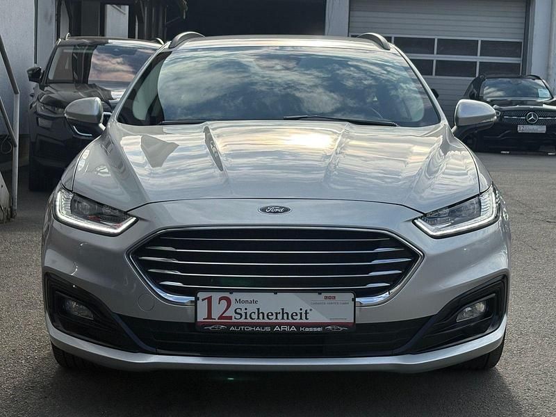 Gebraucht Ford Mondeo 150 PS (110 kW) 2021 Silber Kombi
