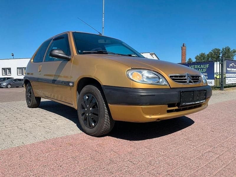 Gold Gebraucht 2001 Citroën Saxo Kleinwagen | 1.990 € (Fairer Preis) - Bild 1/3