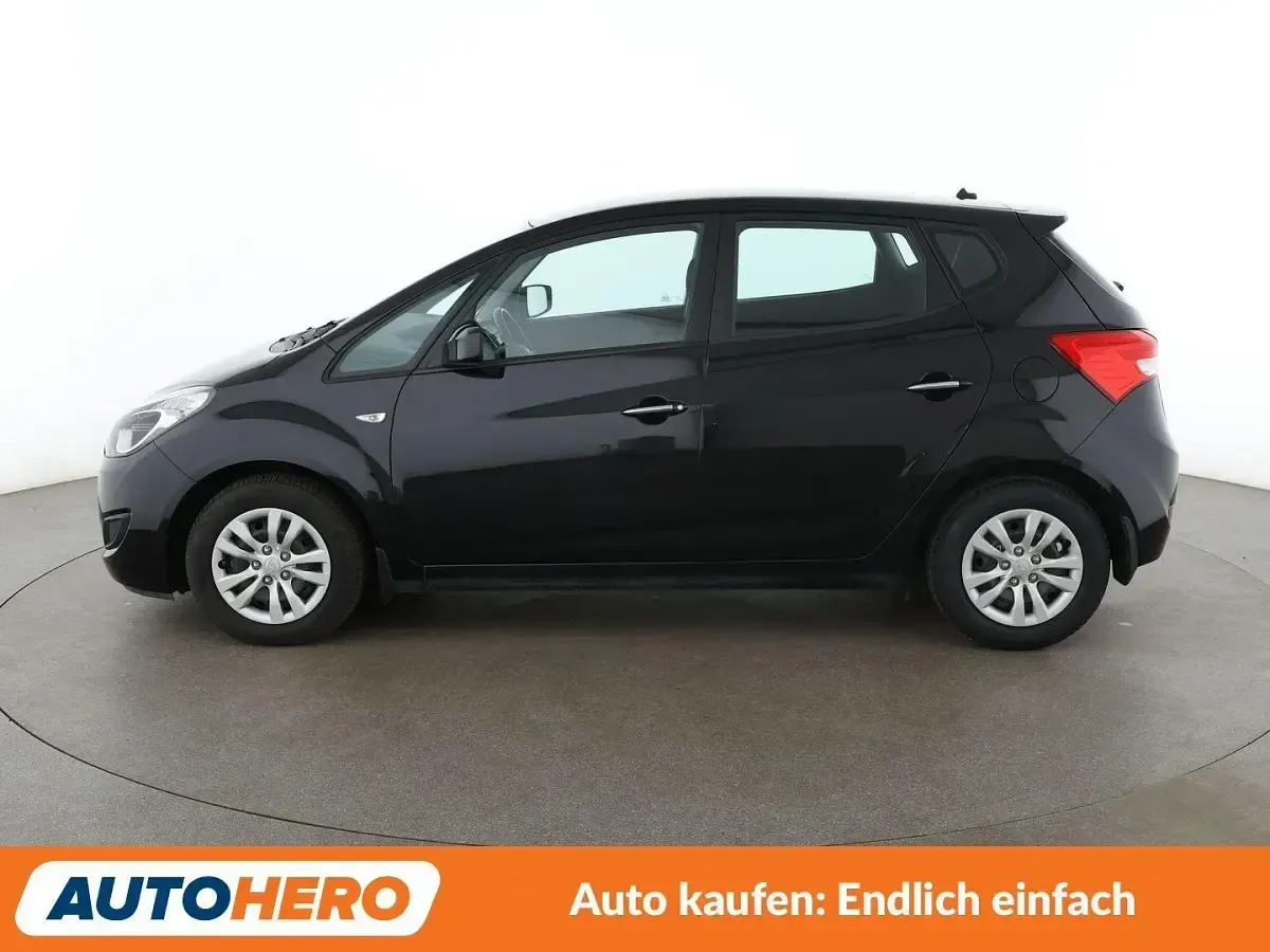 Gebraucht Hyundai ix20 Comfort 125 PS (91 kW) 2016 Schwarz Kleinwagen