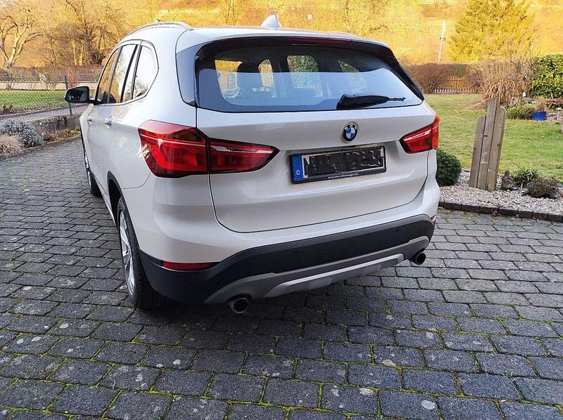Gebraucht BMW X1 xLine 231 PS (169 kW) 2016 Weiß SUV