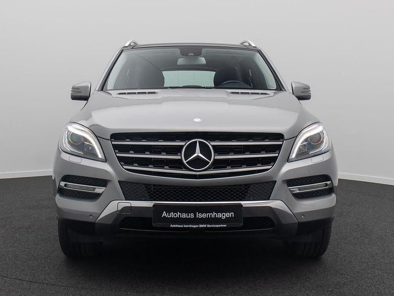 Gebraucht Mercedes ML350 258 PS (189 kW) 2013 Palladiumsilber SUV
