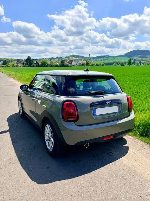 Używany Mini Cooper 136 KM (100 kW) 2018 Szary Hatchback