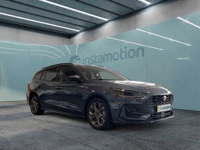 Blau Gebraucht 2023 Ford Focus ST-Line Kombi | 26.640 € (Fairer Preis) - Bild 1/2