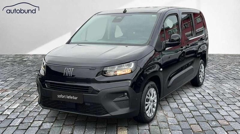 Neu Fiat Doblò 131 PS (96 kW) 2025 Schwarz Van / Kleinbus