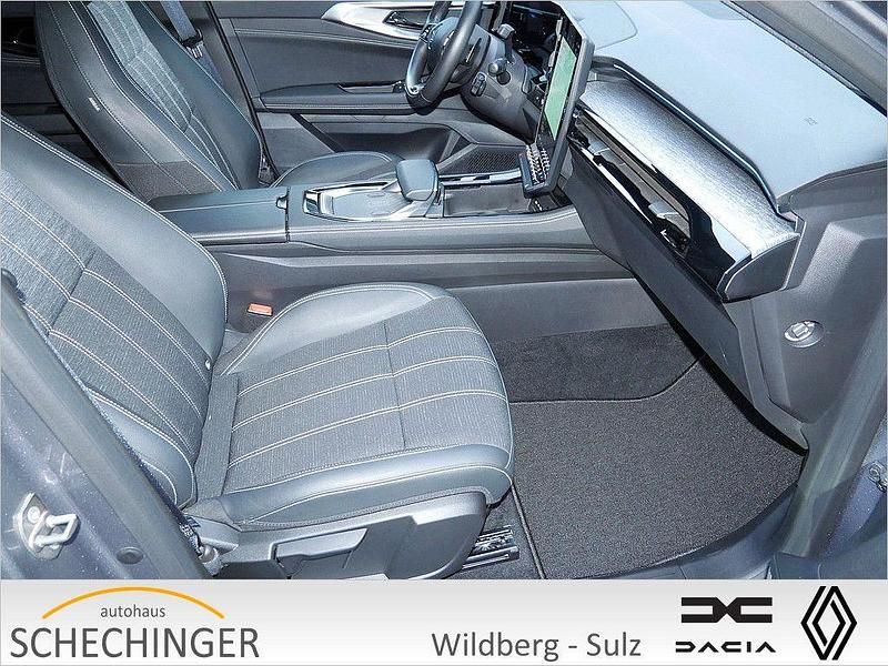 Gebraucht Renault Austral Techno 158 PS (116 kW) 2024 Grau SUV