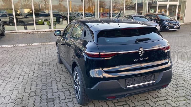 Gebraucht Renault Megane E-Tech Evolution 55 kW (75 PS) 2023 Schwarz Limousine