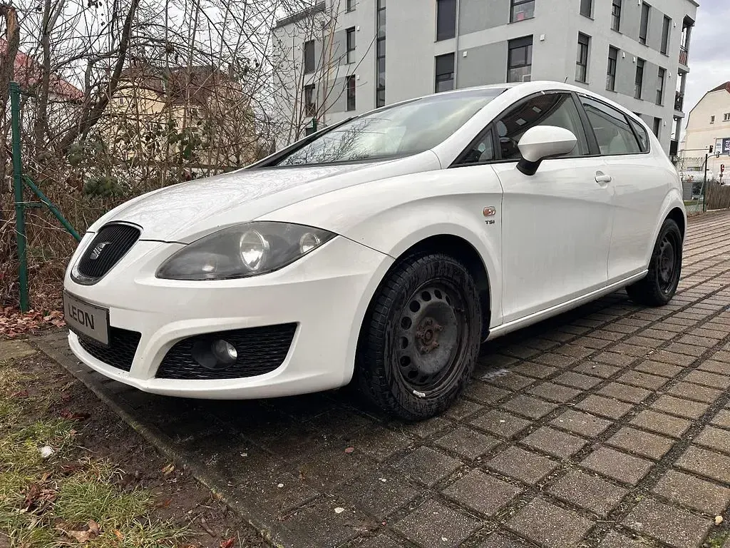 Usado Seat Leon Copa 105 HP (77 kW) 2012 Branco Sedan