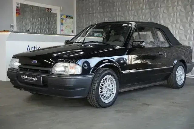 Gebraucht Ford Escort Ghia 1989 Schwarz