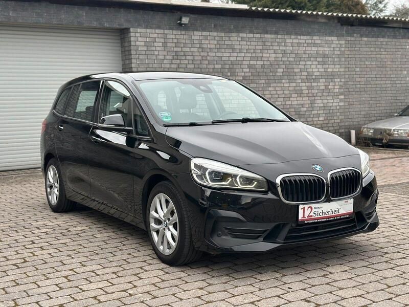 Schwarz Gebraucht 2020 BMW 220 Advantage Kombi | 14.990 € (Superpreis) - Bild 1/2