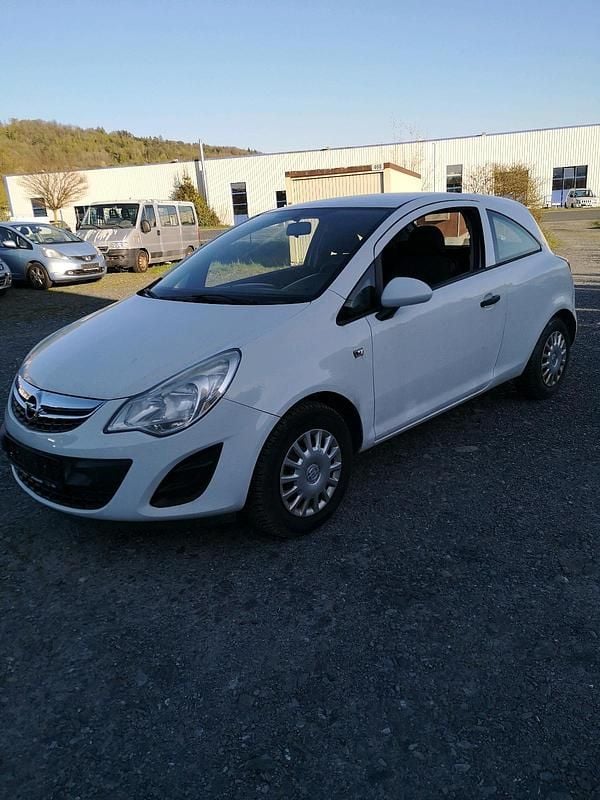 Gebraucht Opel Corsa 70 PS (51 kW) 2012 Weiß Kleinwagen
