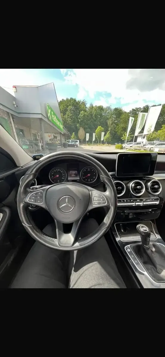 Gebraucht Mercedes C180 116 PS (85 kW) 2015 Grau Kombi