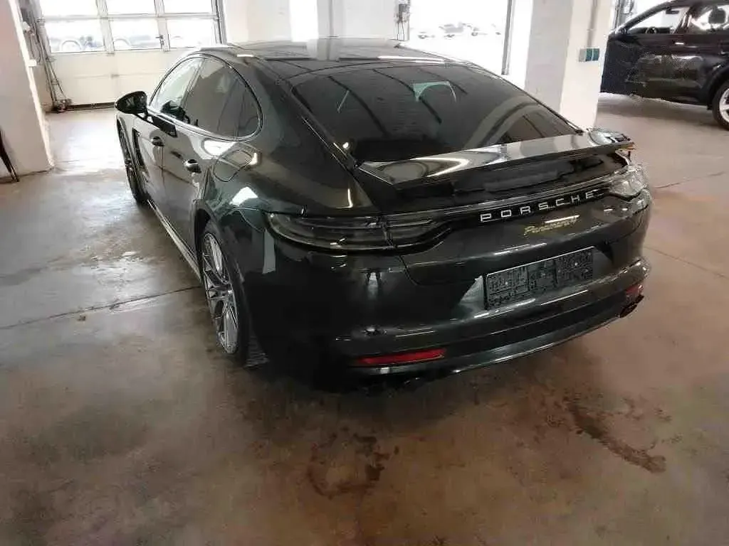 Gebraucht Porsche Panamera 4 E-Hybrid Platinum Edition 462 PS (339 kW) 2023 Vulkangrau metallic Kleinwagen