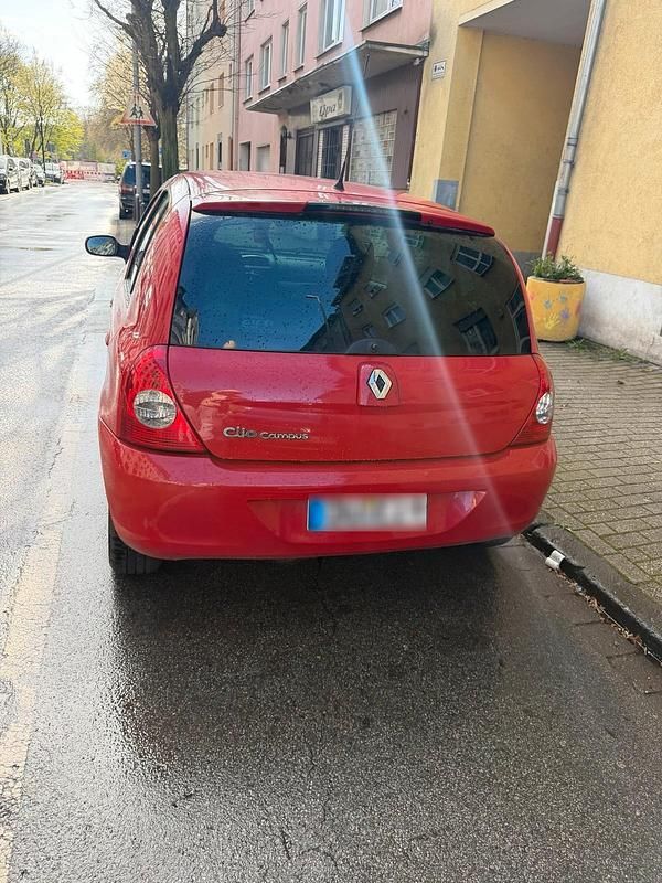 Gebraucht Renault Clio II 58 PS (42 kW) 2008 Rot Kleinwagen