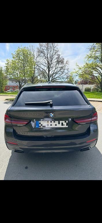 Gebraucht BMW 540 Performance 340 PS (250 kW) 2022 Grau Kombi