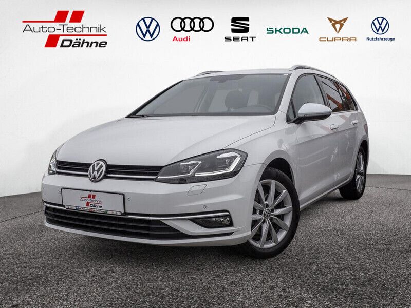 Weiß Gebraucht 2020 VW Golf VII Highline Kombi | 17.990 € (Fairer Preis) - Bild 1/4