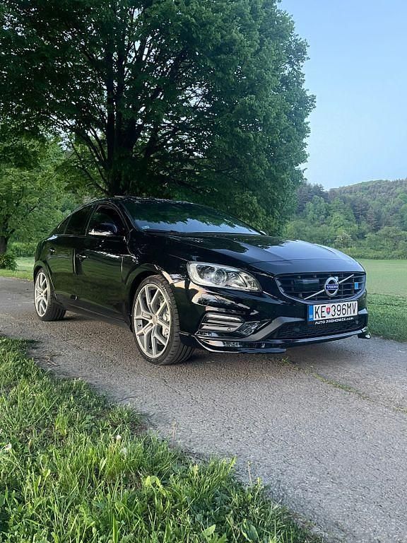 Gebraucht Volvo S60 351 PS (258 kW) 2016 Schwarz Limousine
