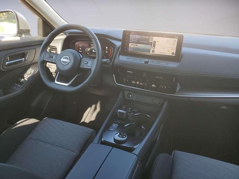 Gebraucht Nissan X-Trail Acenta 213 PS (156 kW) 2025 Champagne silver SUV