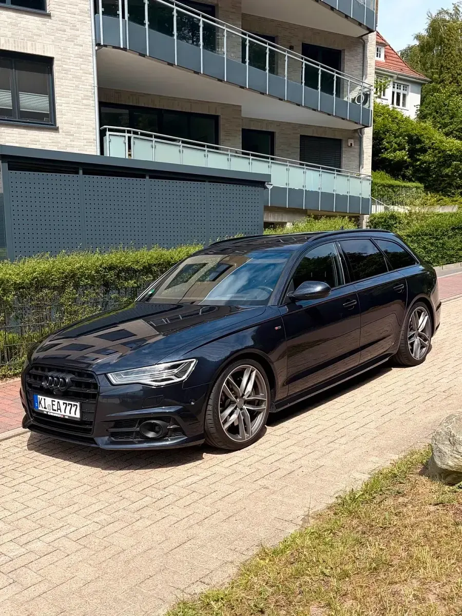 Gebraucht Audi A6 Exclusive 320 PS (235 kW) 2018 Blau Kombi
