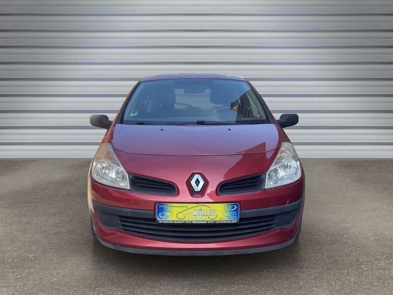 Rot Gebraucht 2006 Renault Clio III Authentique Kleinwagen | 799 € (Superpreis) - Bild 1/4