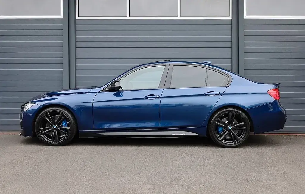 Gebraucht BMW 340 Performance 326 PS (239 kW) 2019 Mediterranblau metallic (c10) Limousine