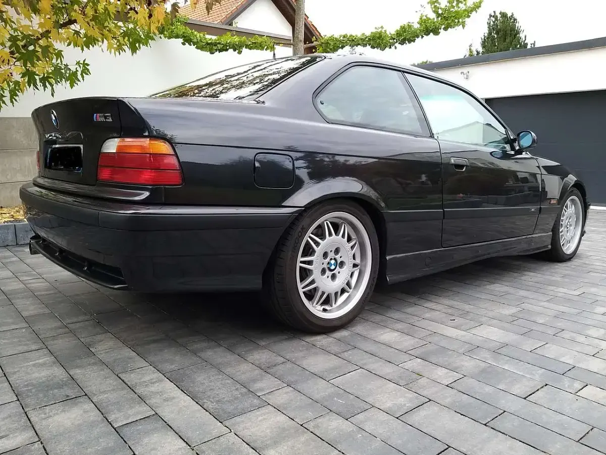 Second-hand BMW M3 286 CP (210 kW) 1994 Negru Coupe
