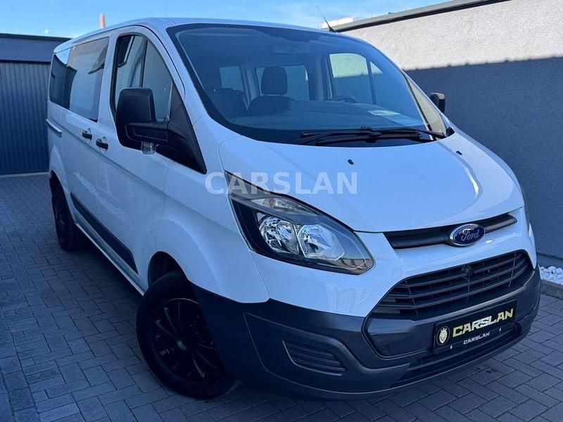 Second-hand Ford Transit Custom 101 CP (74 kW) 2015 Alb Monovolum