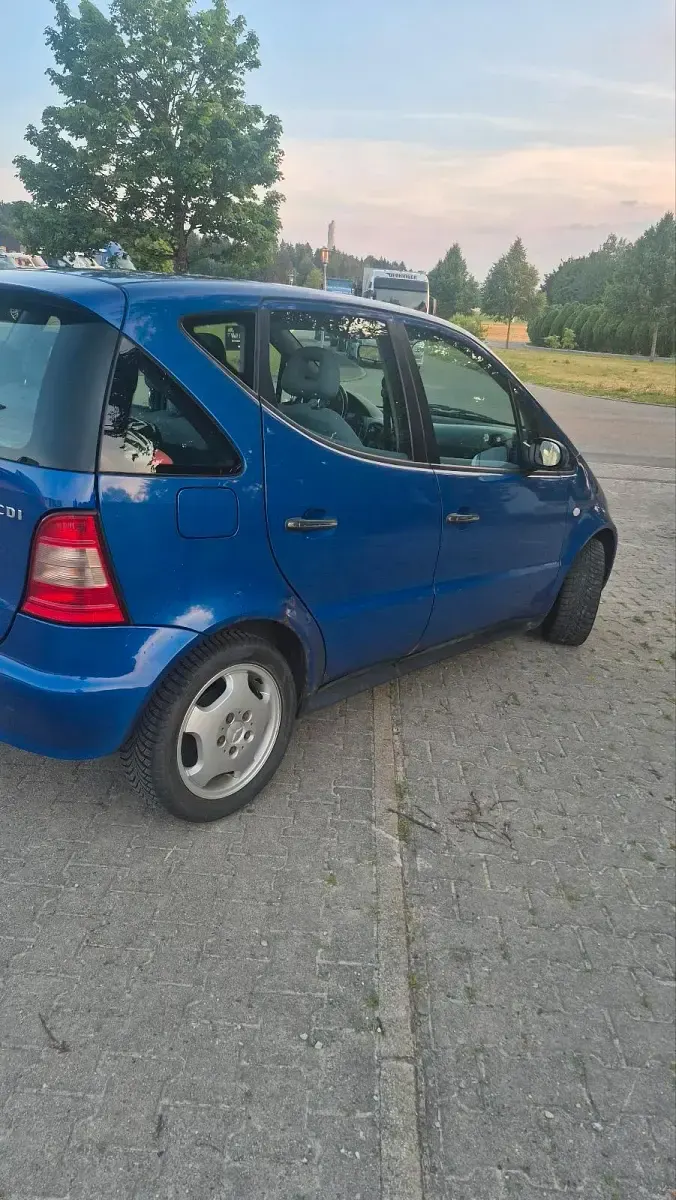 Gebraucht Mercedes A170 90 PS (66 kW) 2000 Blau Kleinwagen