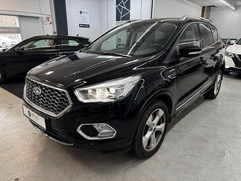 Gebraucht Ford Kuga Vignale 179 PS (131 kW) 2018 Iridiumschwarz metallic SUV