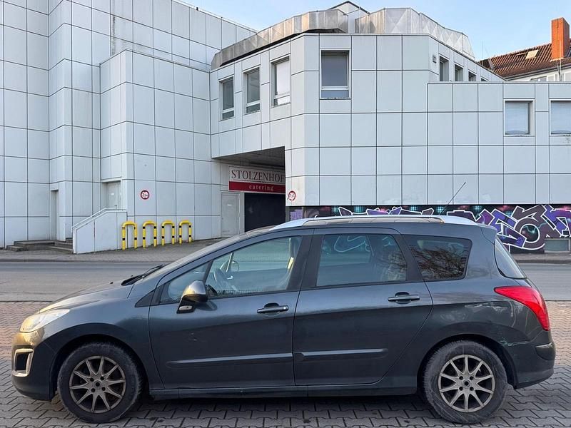 Gebraucht Peugeot 308 82 PS (60 kW) 2011 Grau Kleinwagen