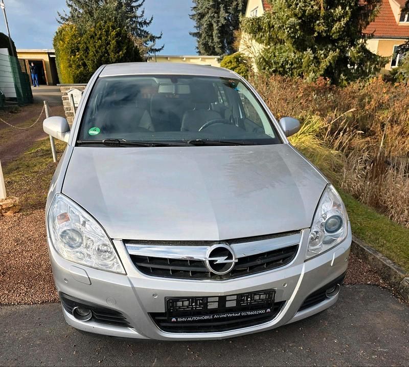 Gebraucht Opel Signum 150 PS (110 kW) 2007 Silber Kleinwagen