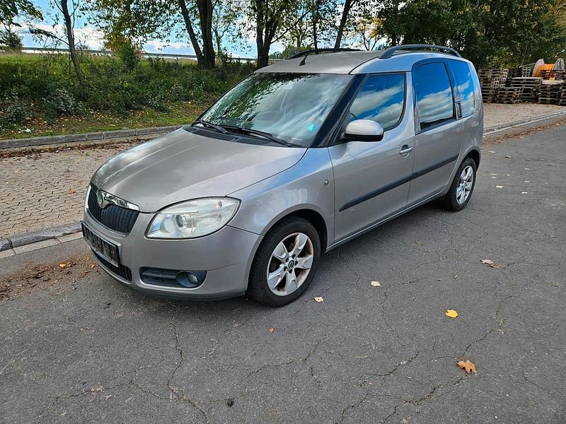 Grau Gebraucht 2007 Skoda Roomster Van / Kleinbus | 1.650 € (Guter Preis) - Bild 1/4