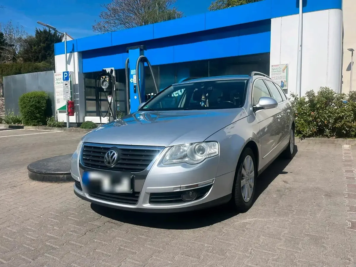 Gebraucht VW Passat 170 PS (125 kW) 2010 Silber Kombi