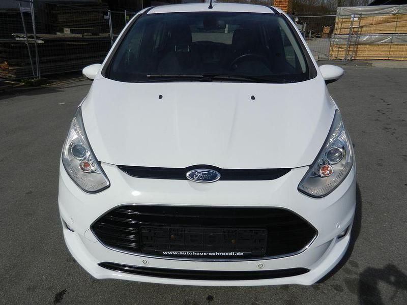 Occasion Ford B-MAX Titanium 101 ch (74 kW) 2016 Blanc Monospace