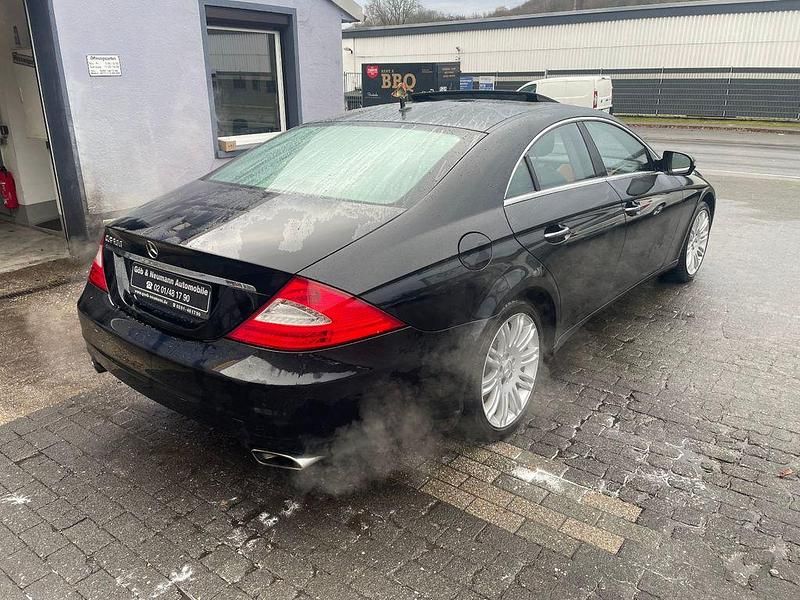 Gebraucht Mercedes CLS500 AMG 387 PS (284 kW) 2010 Schwarz Limousine
