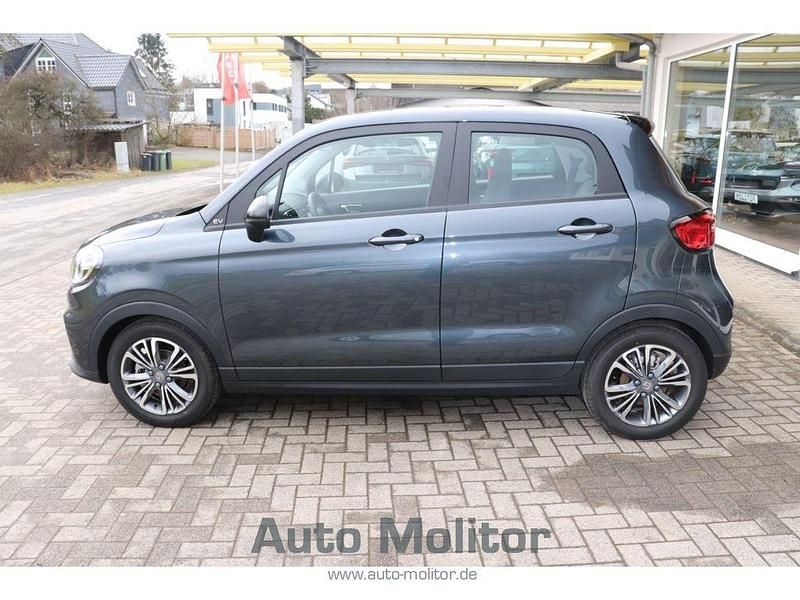 Neu Leapmotor T03 69 kW (95 PS) 2025 Grau Kleinwagen