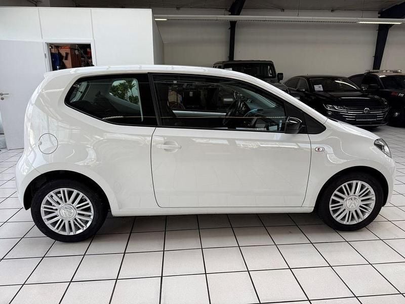 Gebraucht VW up! Move 75 PS (55 kW) 2015 Candyweiss Kleinwagen