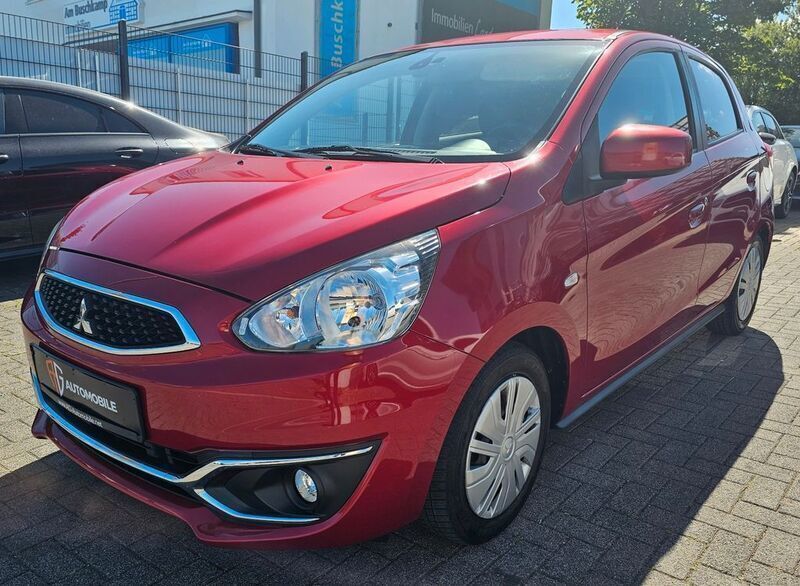 Gebraucht Mitsubishi Space Star Edition 80 PS (58 kW) 2018 Rot Limousine