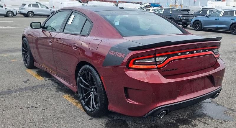 Gebraucht Dodge Charger 492 PS (361 kW) 2026 Rot Limousine