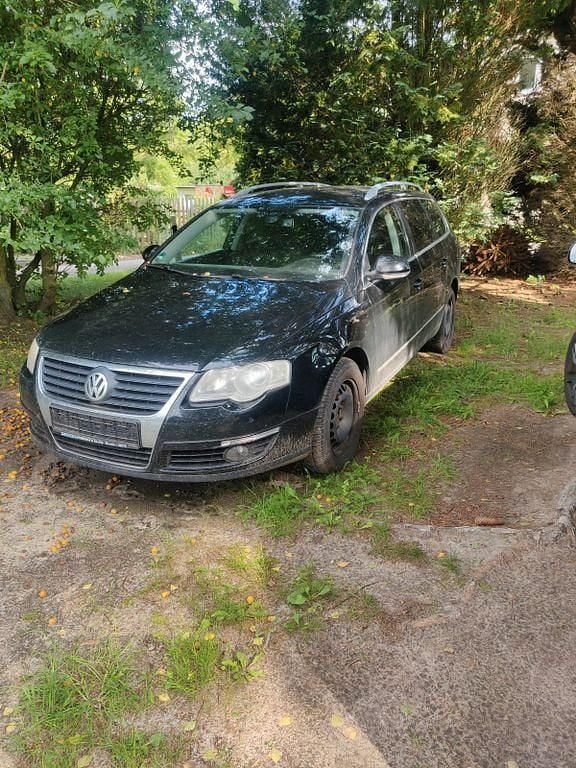 Schwarz Gebraucht 2008 VW Passat Comfortline Kombi | 1.500 € (Superpreis) - Bild 1/2