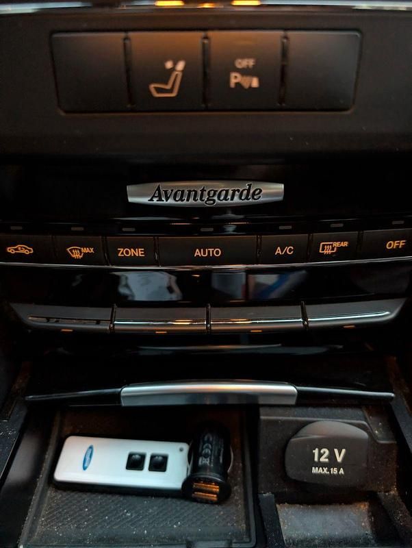 Gebraucht Mercedes E320 Avantgarde 224 PS (164 kW) 2010 Schwarz Kombi