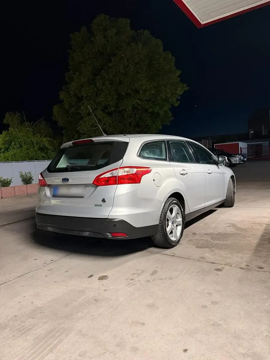 Używany Ford Focus 100 KM (73 kW) 2014 Kombi