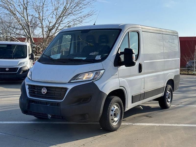Weiß Gebraucht 2020 Fiat Ducato Van | 18.707 € - Bild 1/4