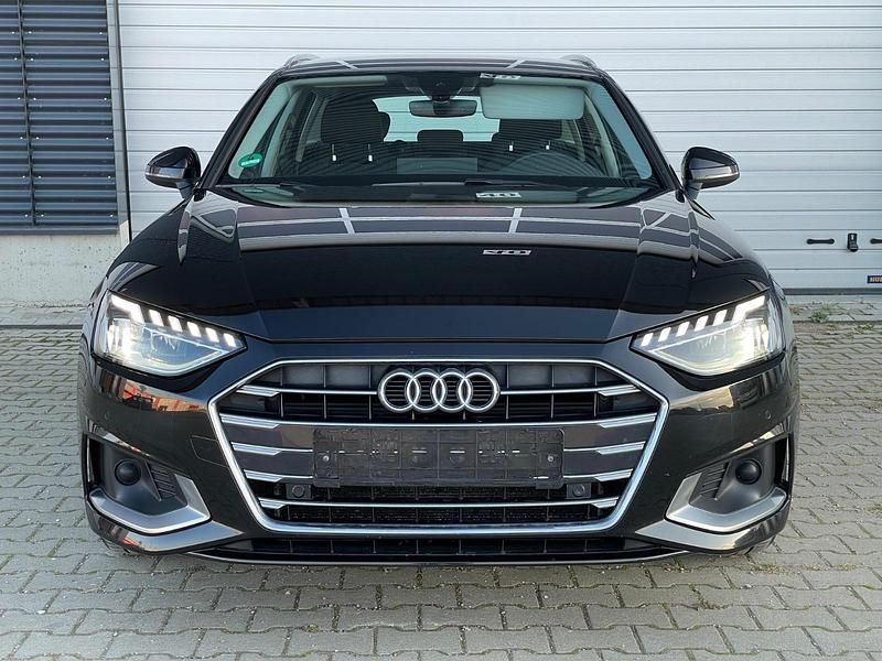 Gebraucht Audi A4 Advanced 190 PS (139 kW) 2019 Schwarz Kombi
