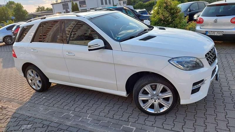 Gebraucht 2015 Mercedes ML350 AMG SUV | 19.600 € (Fairer Preis) - Bild 1/4