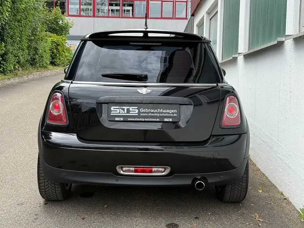 Gebraucht Mini Cooper 122 PS (89 kW) 2011 Schwarz Kleinwagen