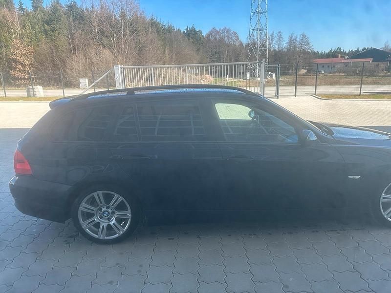 Gebraucht BMW 320 M Sport 163 PS (119 kW) 2007 Blau Kombi